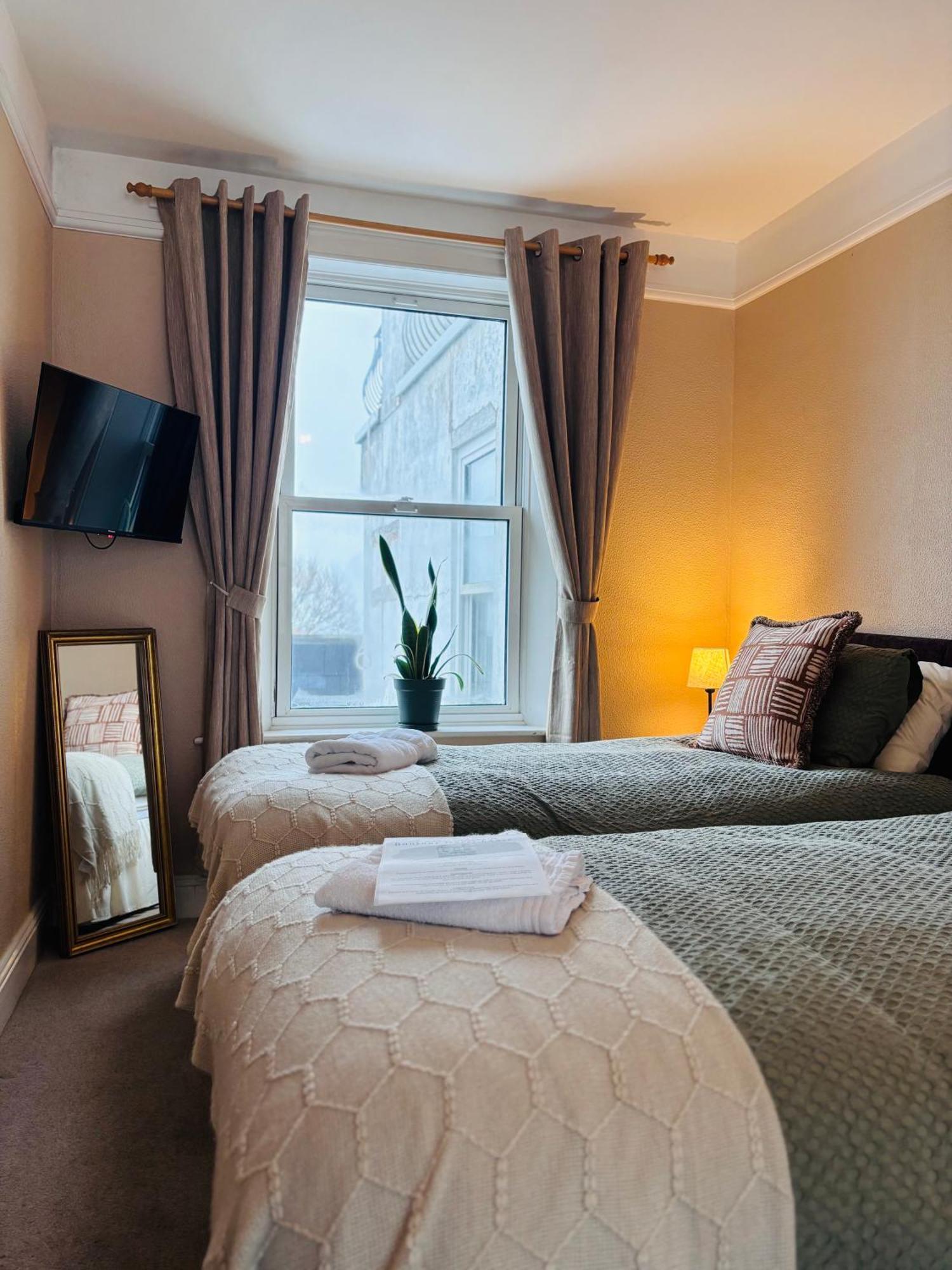 Bonjour Guest House Braye 外观 照片